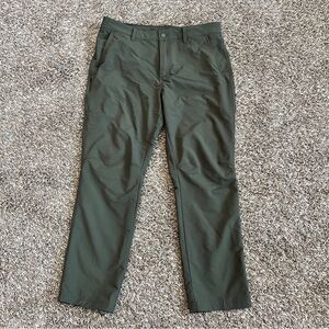 DSG Tech Pants
Men’s 36x30
Hunter Green
EUC